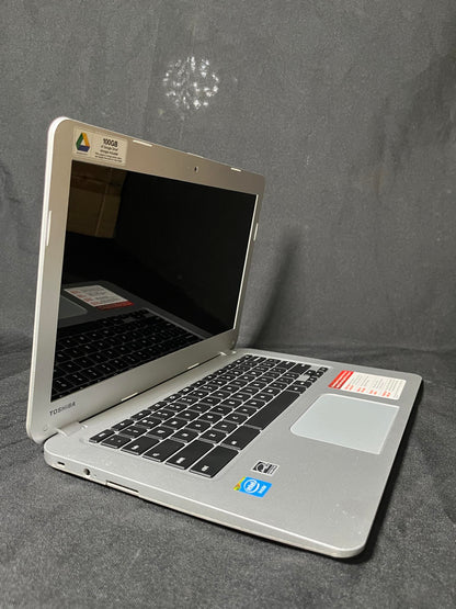 2/16 Pre-loved Chromebook 13.3-inch Toshiba CB5-A3120 Regular Laptop with Charger - GRADE B