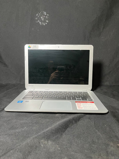 2/16 Pre-loved Chromebook 13.3-inch Toshiba CB5-A3120 Regular Laptop with Charger - GRADE B