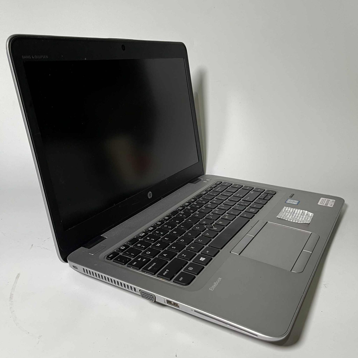 8/256 (SSD) Pre-loved HP EliteBook 840 G4 i5-7th Gen Windows Laptop with Charger