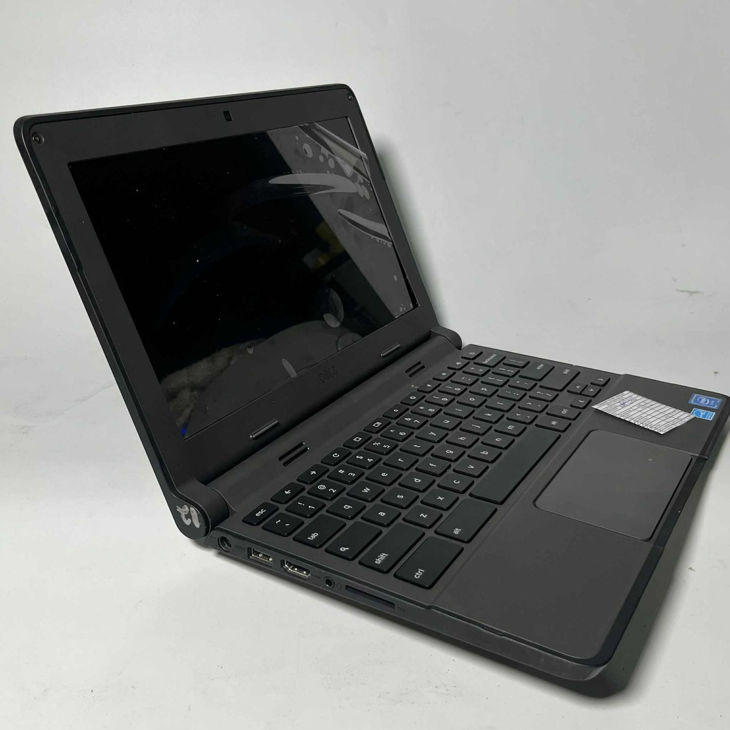 4/16 (SSD) Pre-loved Chromebook Dell 3120 Laptop with Charger - CLASS B