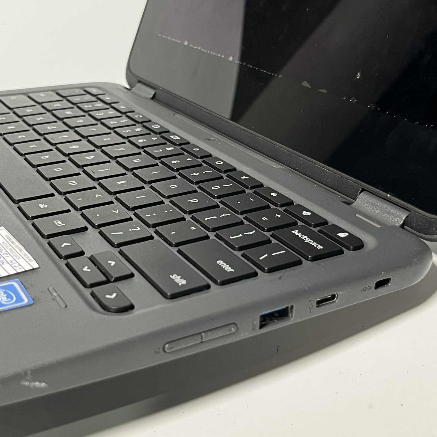 4/32 (SSD) Pre-loved Chromebook CTL NL7TW Flippable Touchscreen Laptop - (BUBBLES DEFFECT) CLASS B