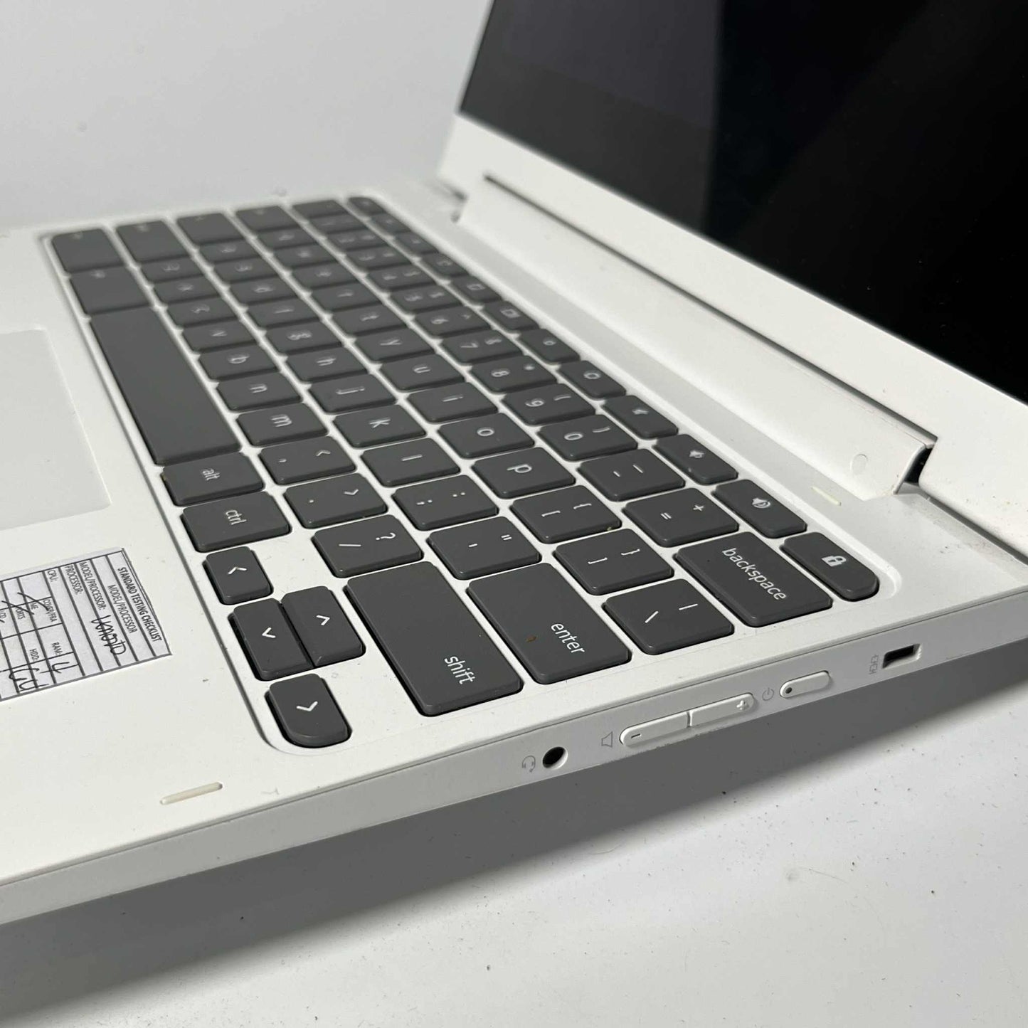 4/64 (SSD) Pre-loved Chromebook Lenovo Ideapad Flex 3 Flippable Touchscreen Laptop - CLASS B