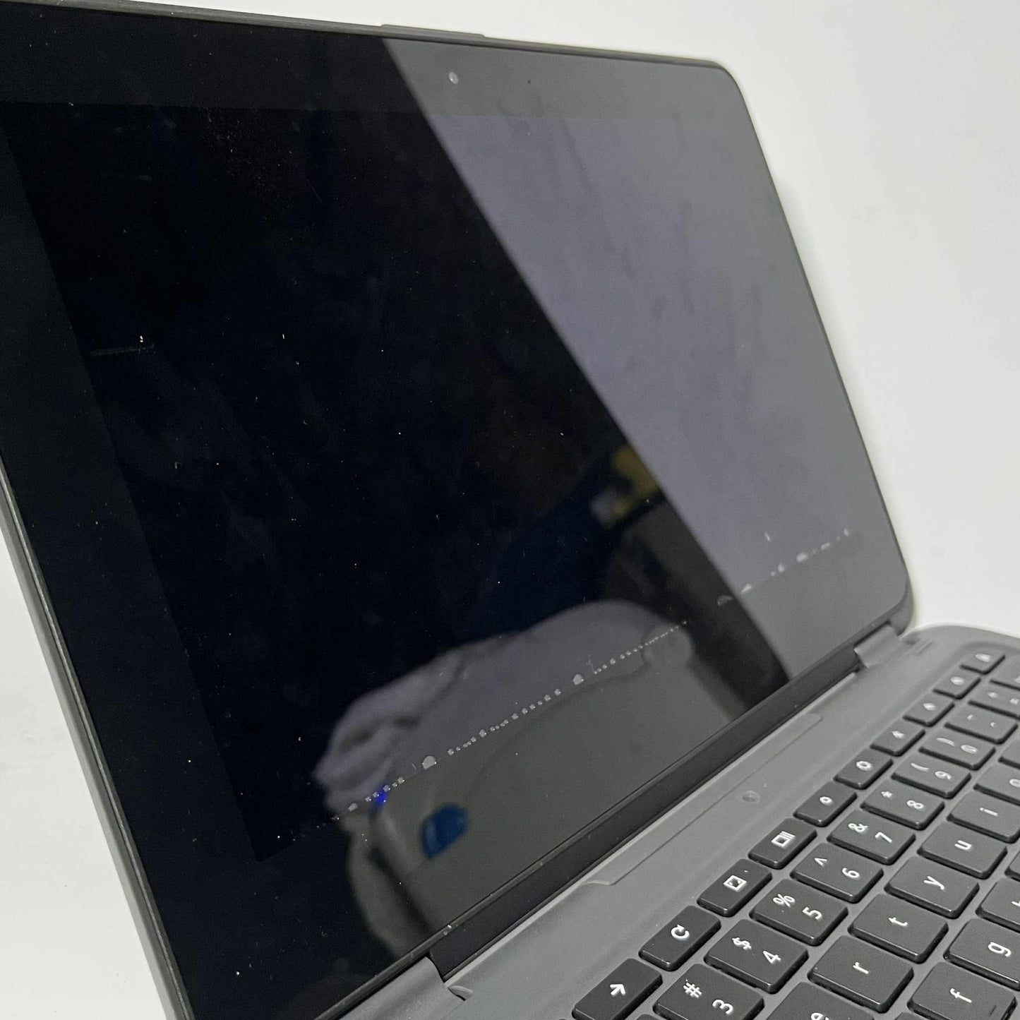 4/32 (SSD) Pre-loved Chromebook CTL NL7TW Flippable Touchscreen Laptop - (BUBBLES DEFFECT) CLASS B